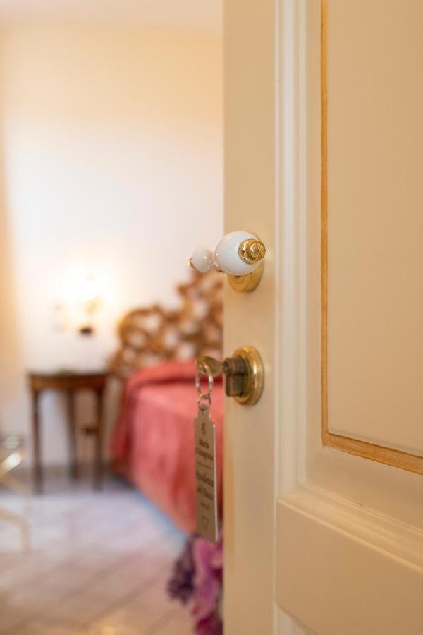 Amalfi Old Square Room & Apartments Exterior foto